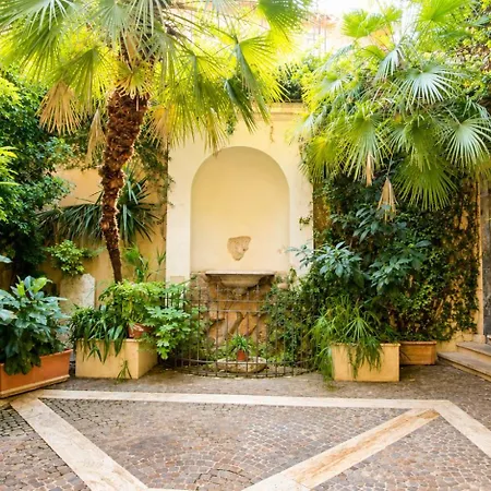 Elegantis Campo Marzio Penthouse With Terrace - Elegance Near Spanish Steps Trevi And Pantheon 아파트