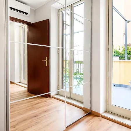 Apartment Elegantis Campo Marzio Penthouse With Terrace - Elegance Near Spanish Steps Trevi And Pantheon *