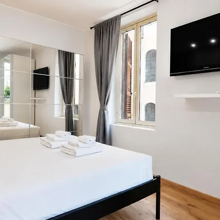 Elegantis Campo Marzio Penthouse With Terrace - Elegance Near Spanish Steps Trevi And Pantheon Apartment Rom